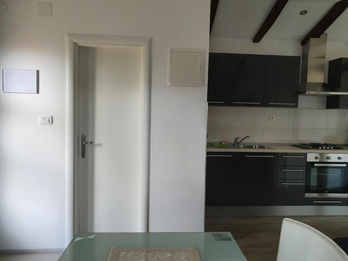 Holiday Home Demark Jurdani ภายนอก รูปภาพ