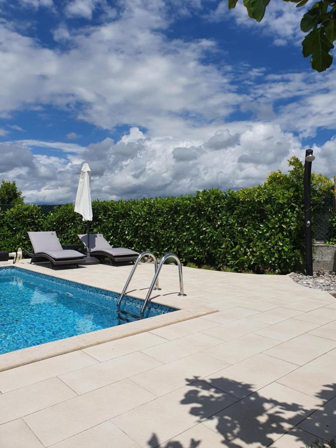 Holiday Home Demark Jurdani ภายนอก รูปภาพ